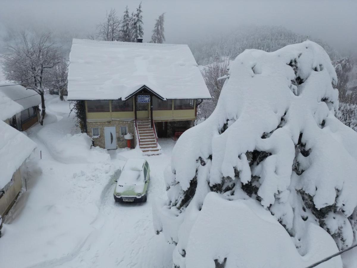 Guest House Family Varda Plitvice Lakes Plitvička Jezera Eksteriør bilde